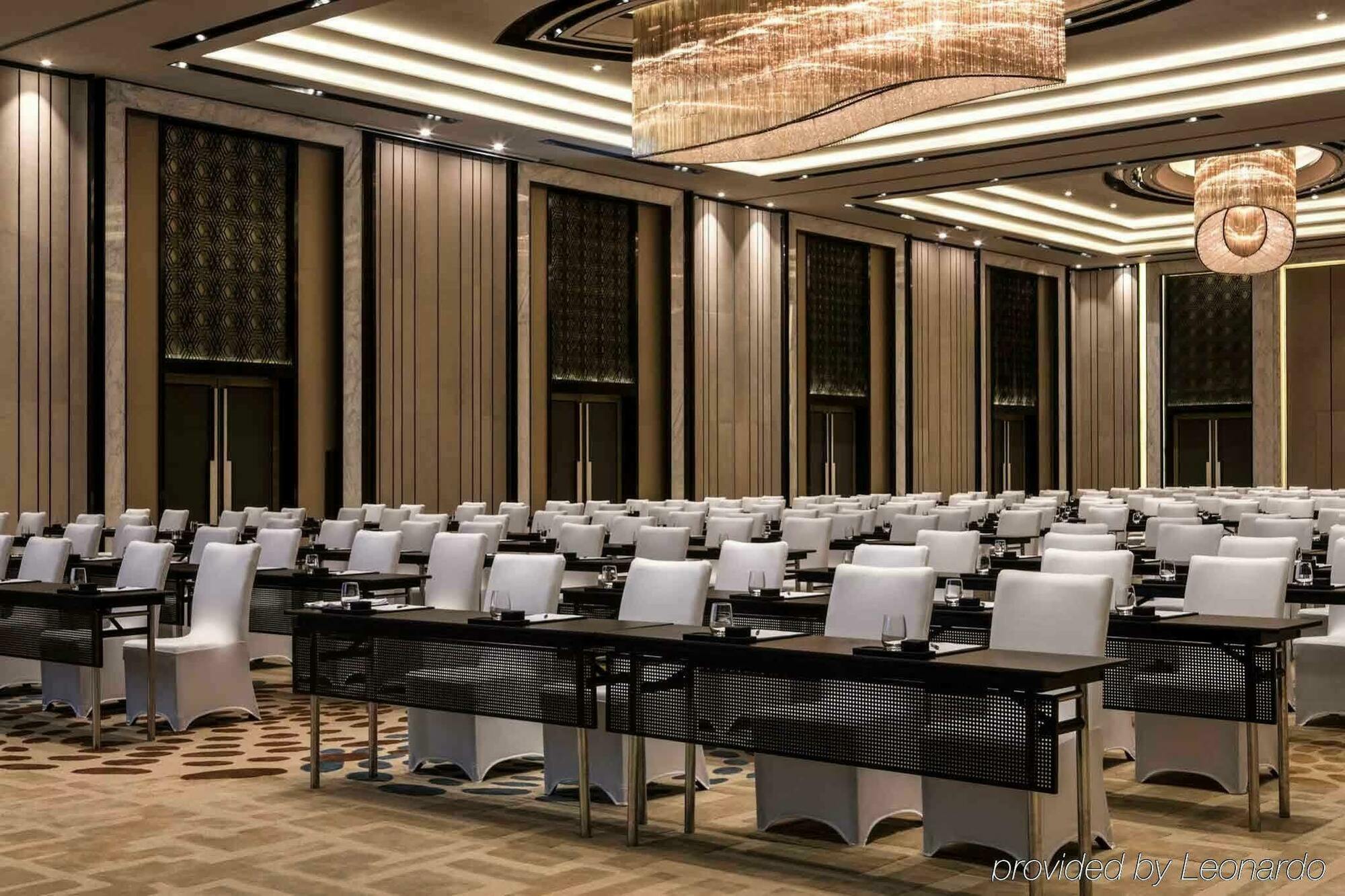 Pullman Shanghai Xuhui Exterior photo
